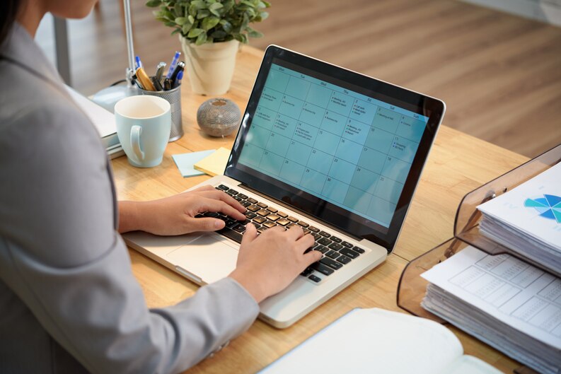 Tracking internship hours for RTO compliance