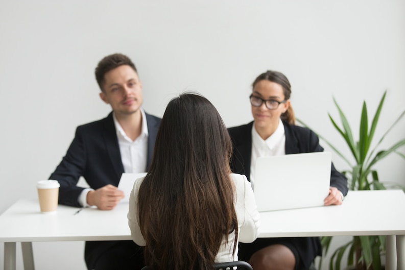 Graduate discussing internship skills in an interview